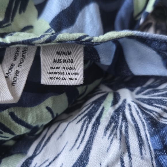 Roxy Hawaiian print dress size medium - Picture 9 of 9